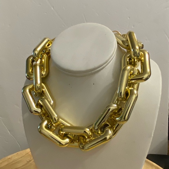 ELEGANT SAROJ TRENDING STATEMENT NECKLACE - Picture 6 of 6